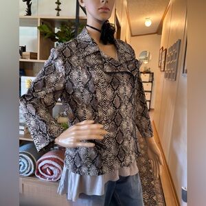 Joseph Ribkoff Moto Jacket 14 LG Snake Python Print Zipper Jacket $268 Retail